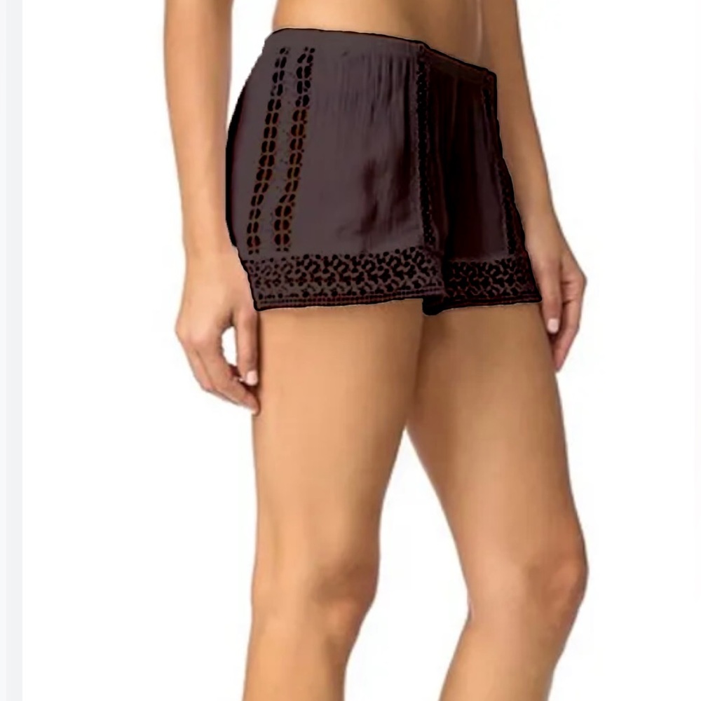 Brand new with tags black light weight shorts. Peixioto brand. Size M/L